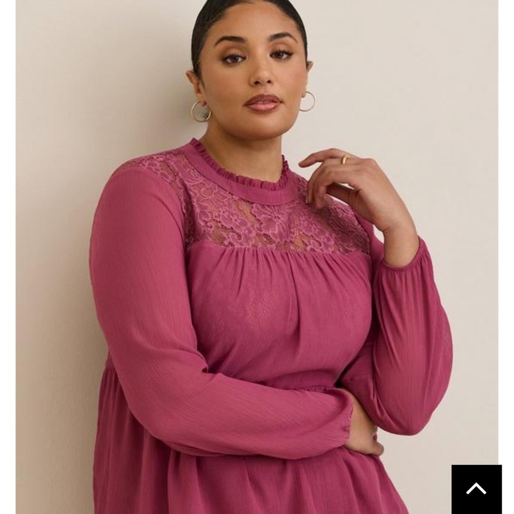 Torrid size 6 (30) women’s blouse mauve
